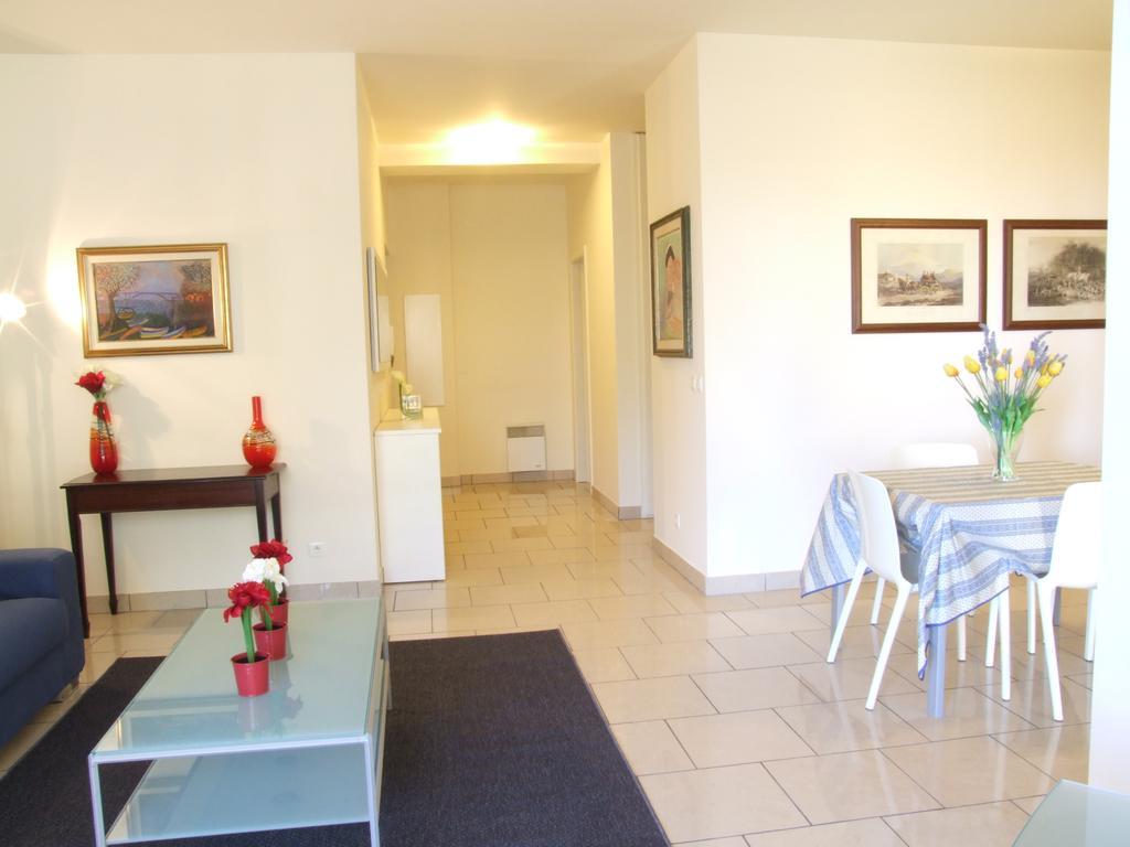 Appartement Au Chateau Vallaya Menton Bagian luar foto